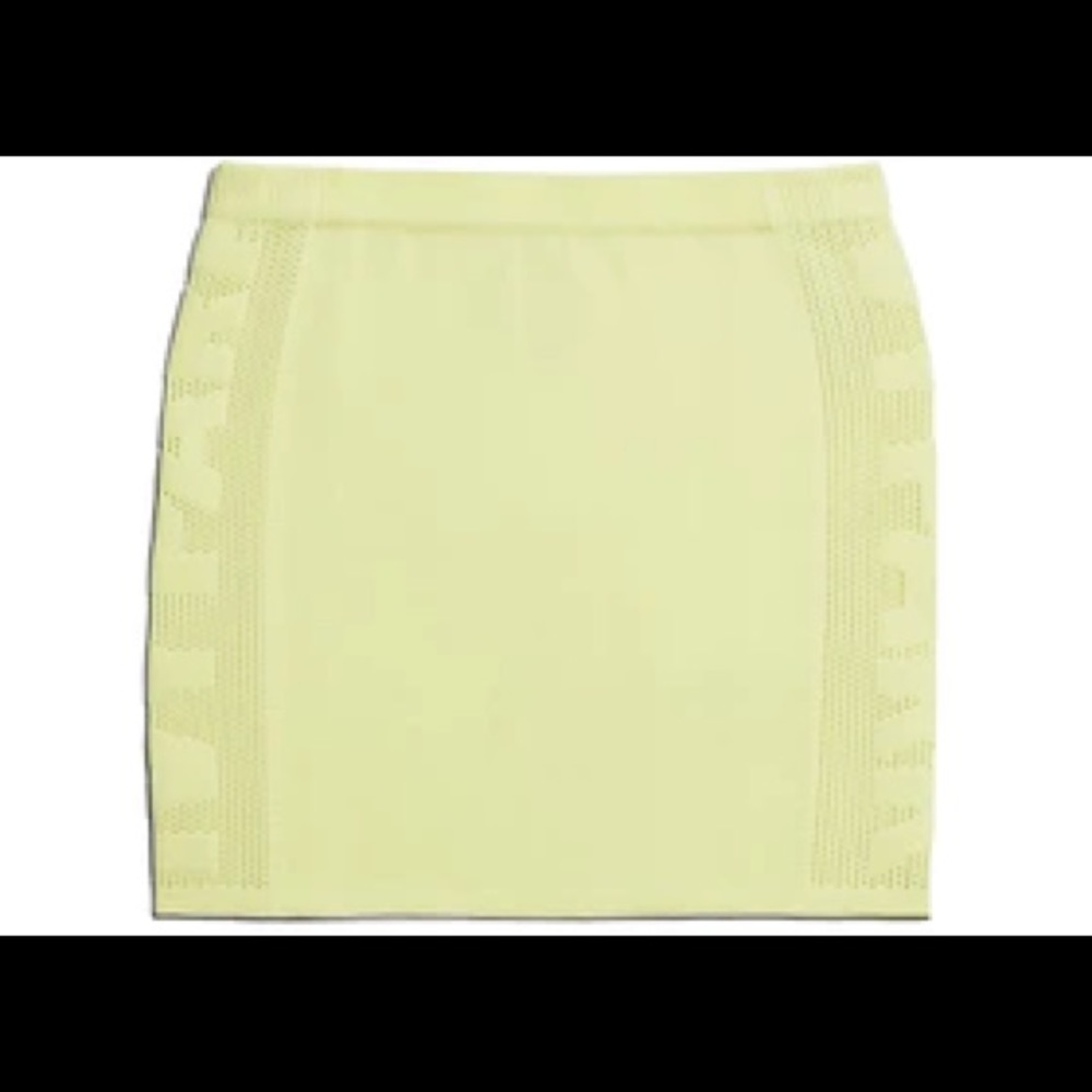 IVY Park Drip 2! Yellow skirt- Small